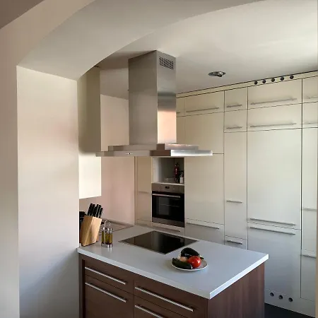 Triple Bridge Apartment