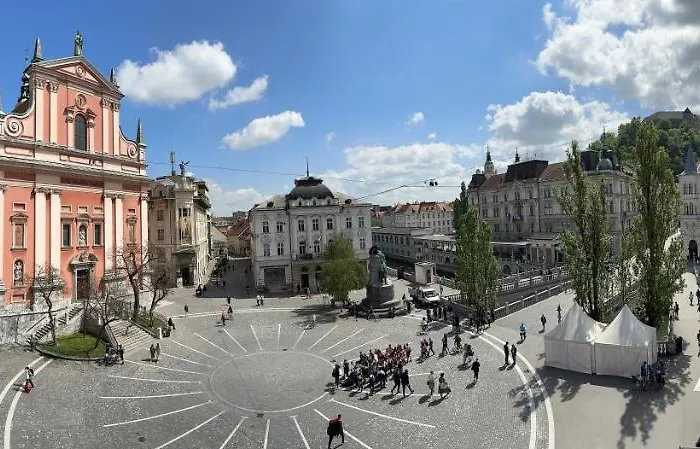 Triple Bridge Apartament Lublana