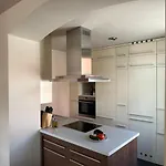 Triple Bridge Апартаменти